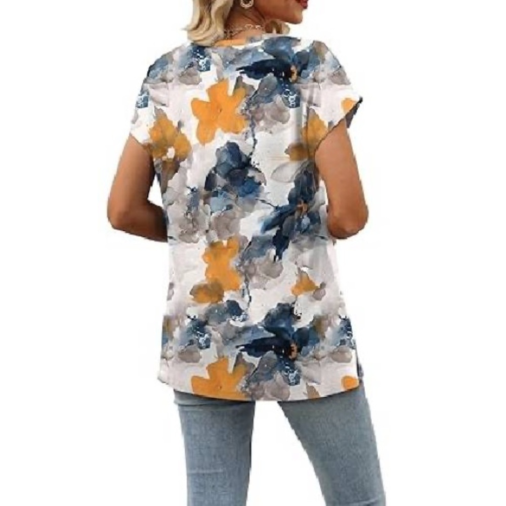 Sampeel - Size L - Women's Floral V-Neck Top
